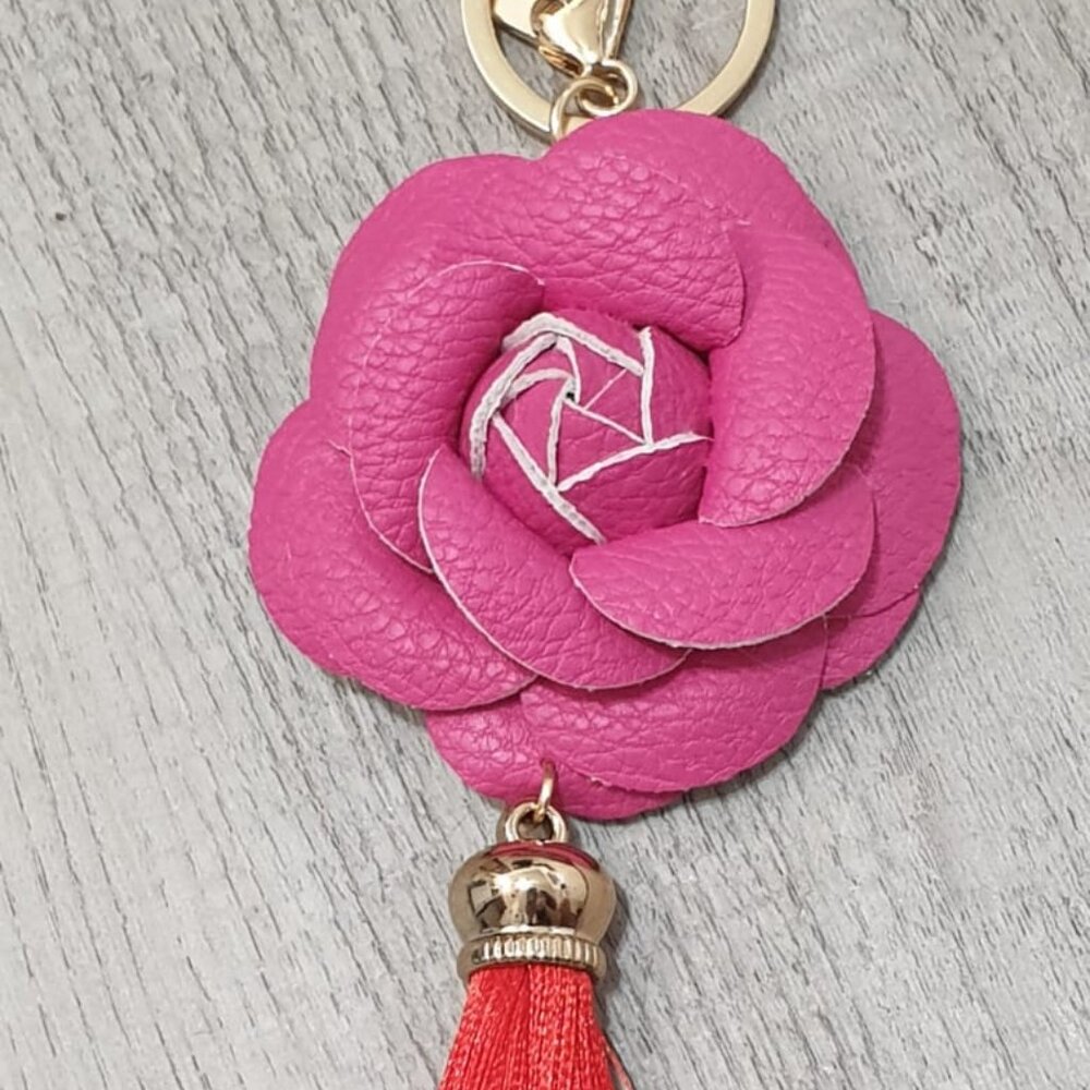 Camellia Flower Faux Leather Tassel Key Chain Keyring Handbag Charm Accessory